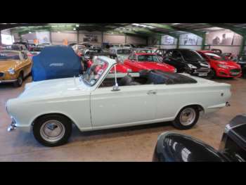 1966 (D) - Ford Cortina