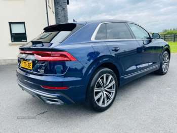 2020 - Audi Q8