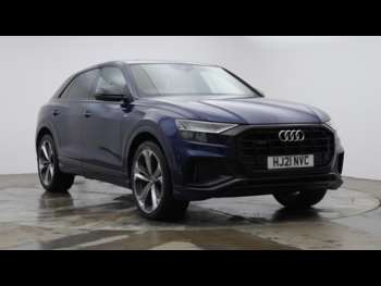 2021 (21) - Audi Q8