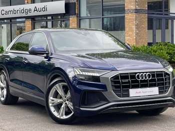 2019 (19) - Audi Q8