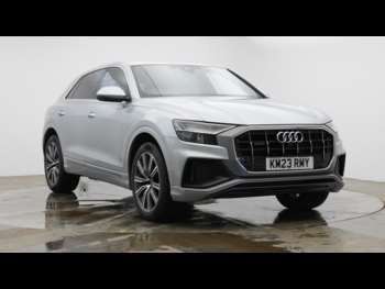 2023 (23) - Audi Q8